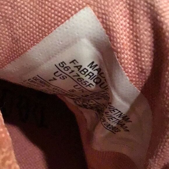 Chuck Taylor Converse - Picture 5 of 5